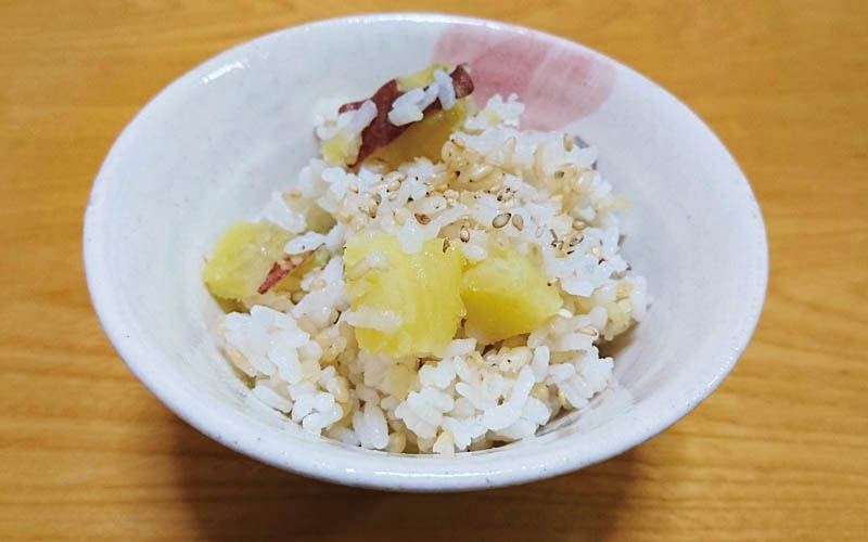 秋レシピ aut_recipe_oimogohan.jpg